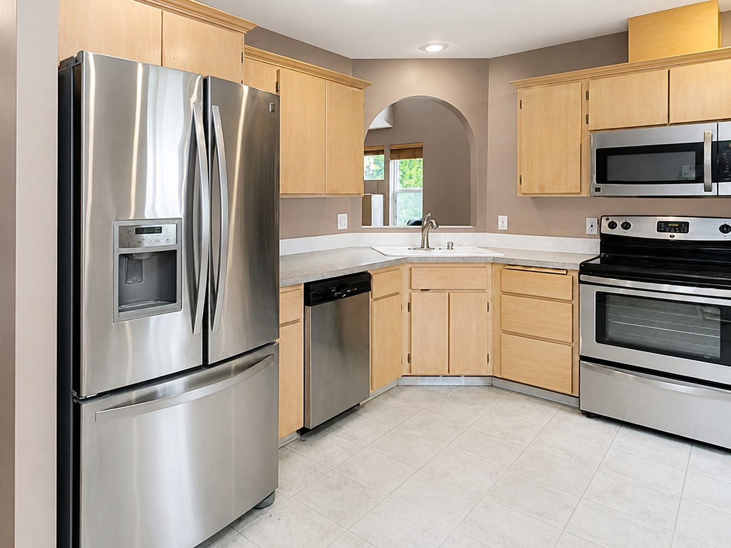 Kitchen before a full remodel by Big Build Construction